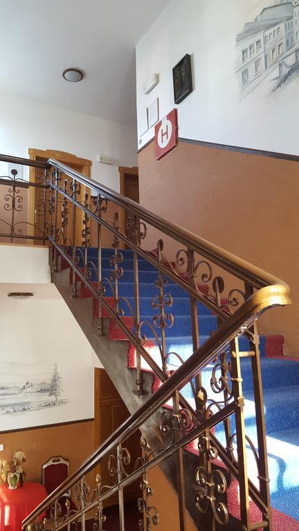 Hotel Global Sokolov Buitenkant foto