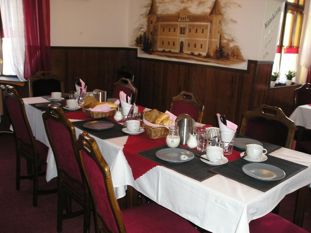 Hotel Global Sokolov Buitenkant foto